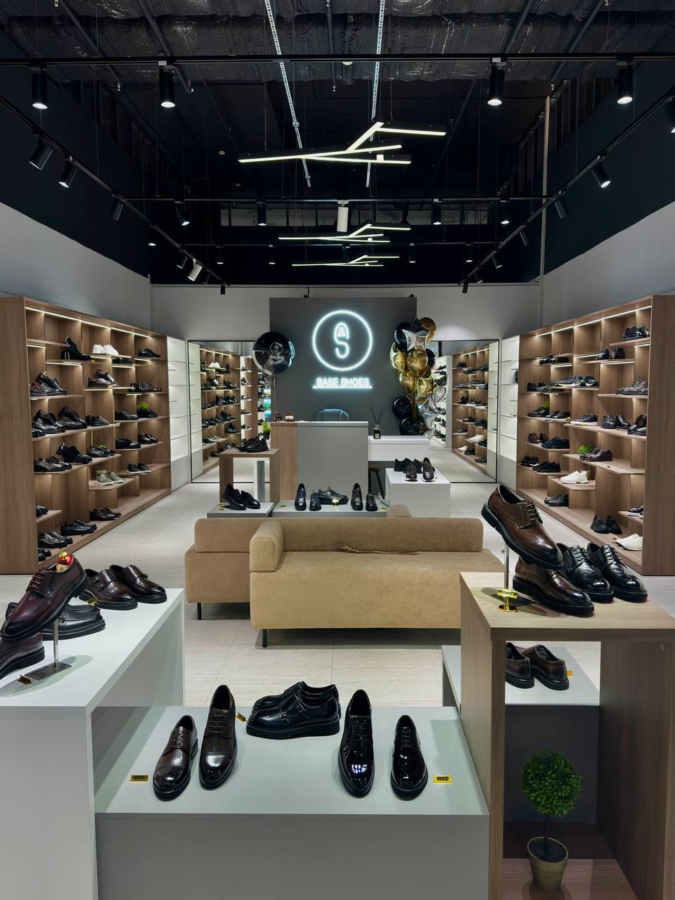 BASE SHOES
